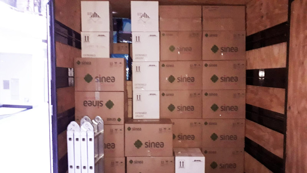 Cajas embaladas listas para ser transportada por Saenz Mudanzas.
